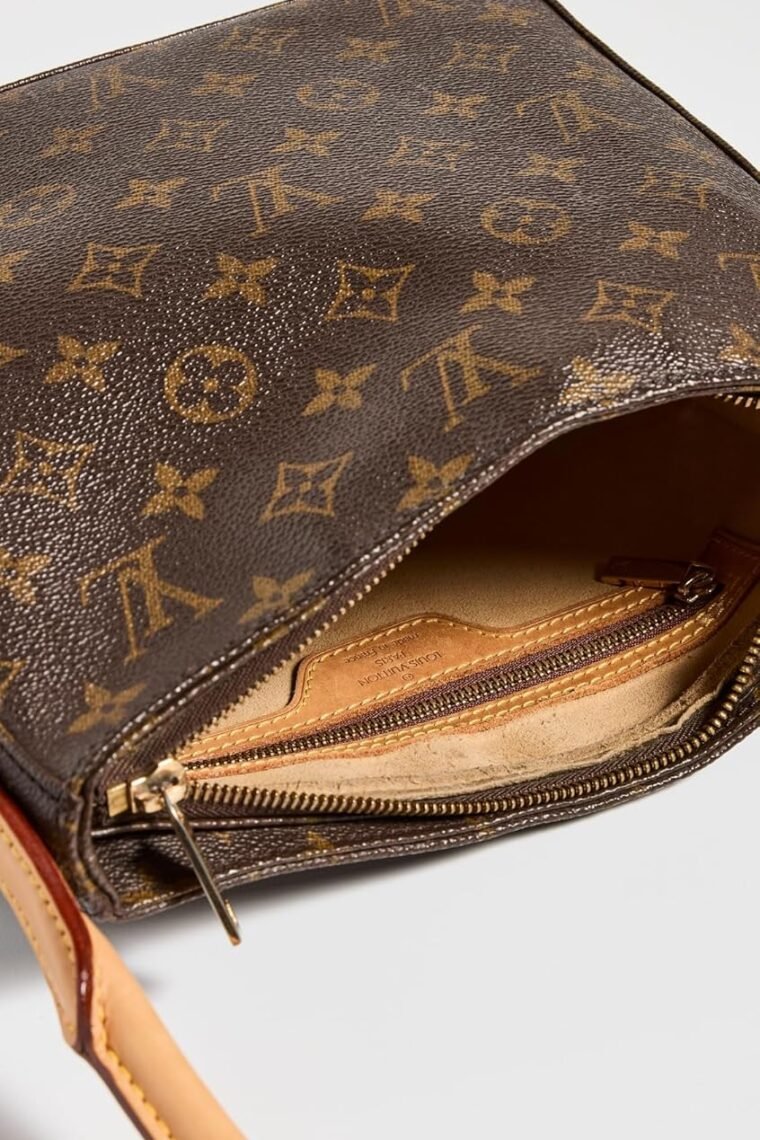 Louis Vuitton Women's Pre-Loved Looping Mm, Monogram - Image 5