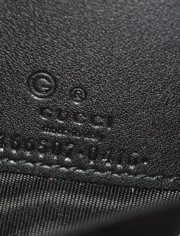 Gucci Women's Leather Micro GG Guccissima Mini Crossbody Wallet Bag Purse (Black) - Image 8