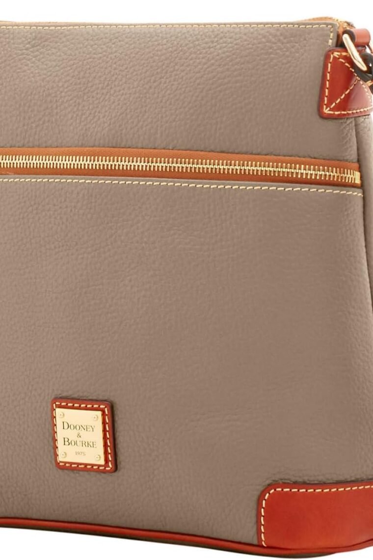 Dooney & Bourke Women's Crossbody in Pebble Grain Leather, Large Handbag with Adjustable Shoulder Strap - Image 3