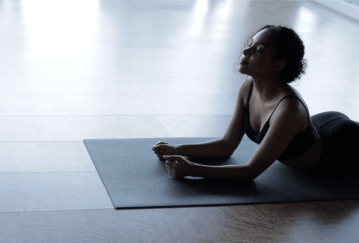 30-Minute Yoga Practice With Minimal Cues (and a Lot of Quiet)