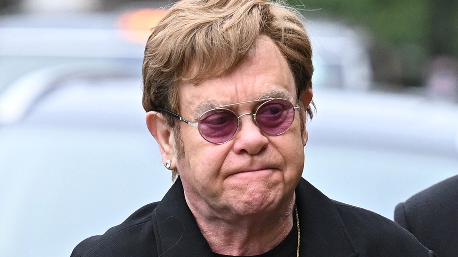 Elton John Says He's Lost His Eyesight After His Battle With an Infection