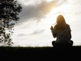 What Neptune in Aries 2025 Means for You, According to Your Sign
