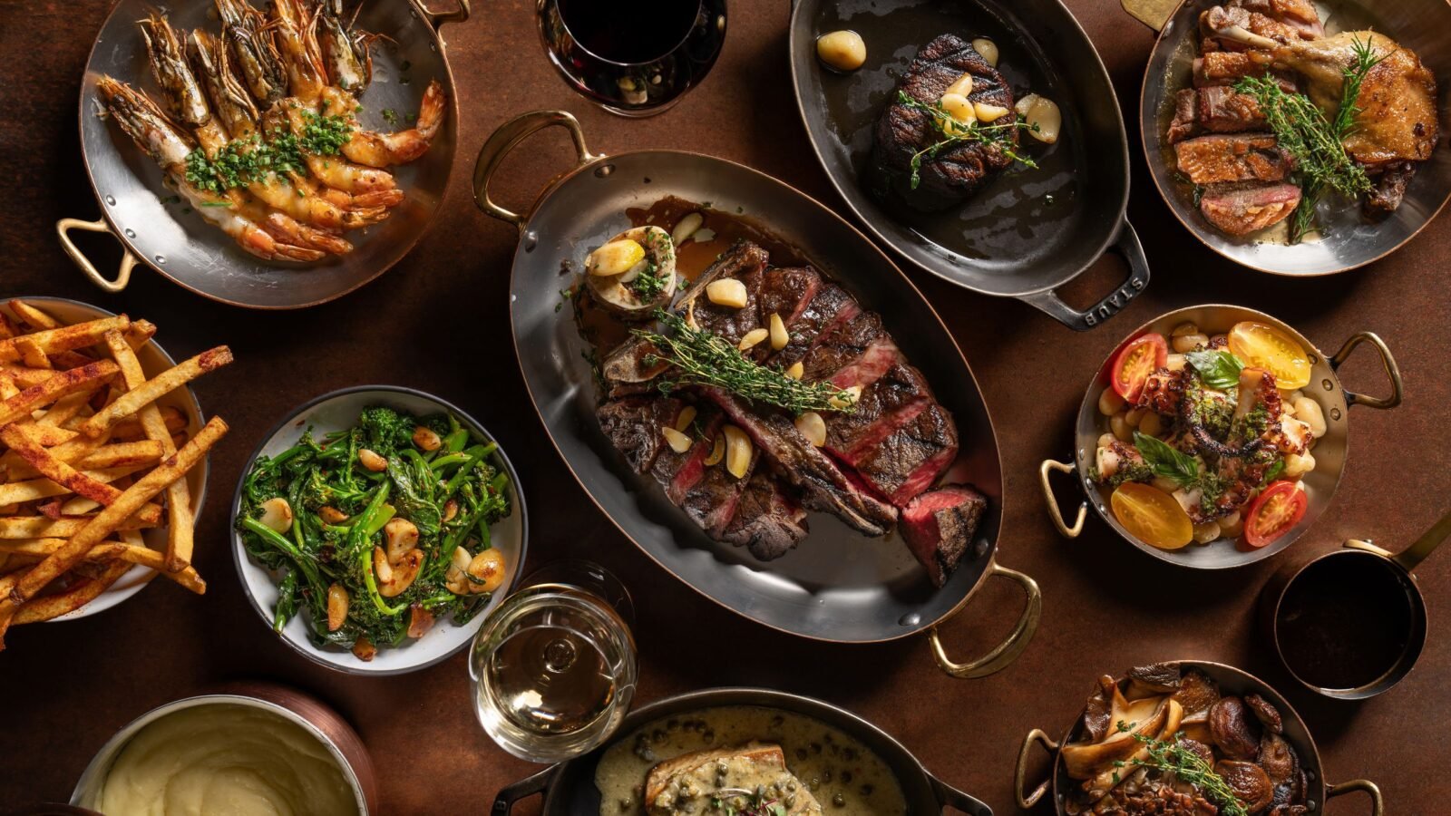 12 Best Steakhouses in Las Vegas for Showgirl, Mob-Boss, and Retro Vibes