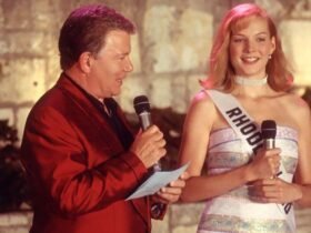 Heather Burns and William Shatner in "Miss Congeniality"