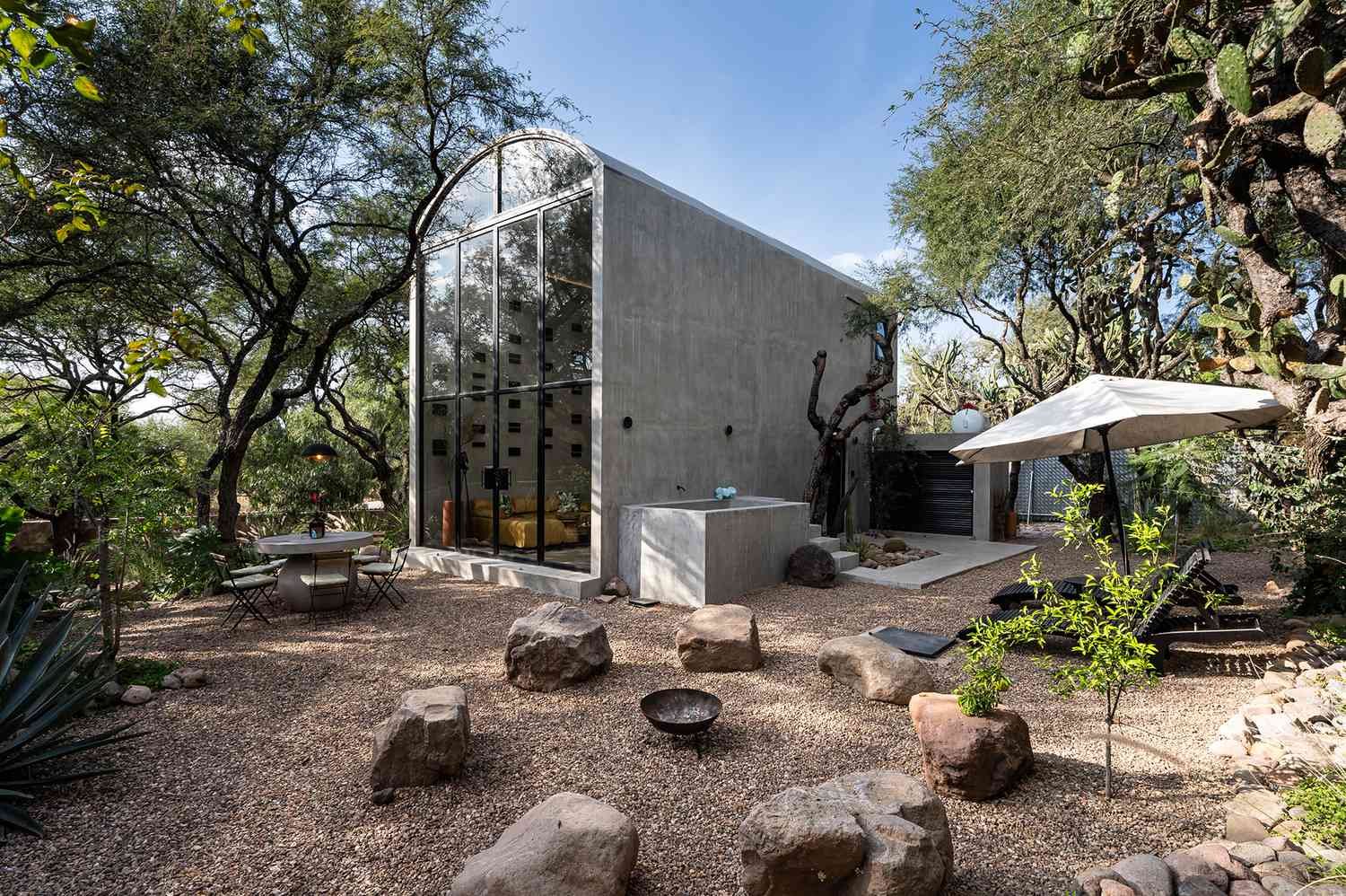 This Modern Tiny House Is a Desert Sanctuary in One of Mexico's Most Charming Towns