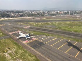 Dangerously Close Call On Mexico City Runway With Delta & Aeromexico Jets