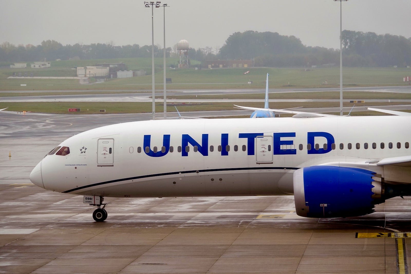 Earn MileagePlus miles with United's airline, hotel and credit card partners
