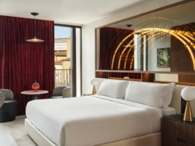 Luxury, Credit Cards, Deals: Hotel Earnings Preview