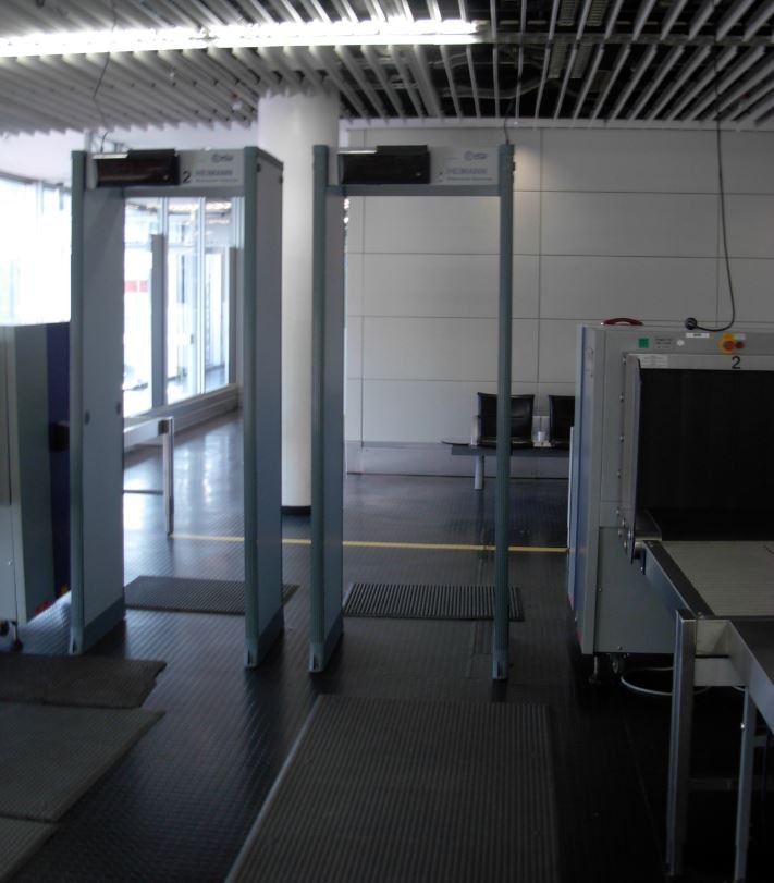 Skip Long TSA Lines at These Airport Hotels