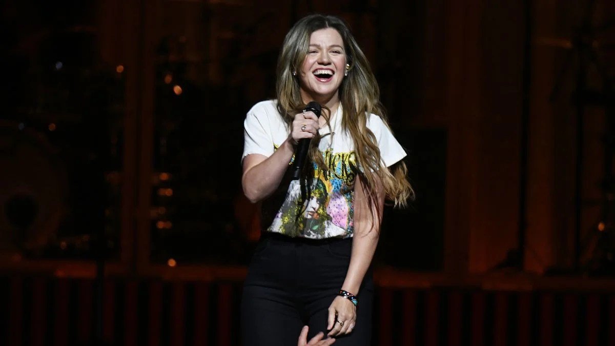 Where to Watch 'Songs & Stories With Kelly Clarkson'