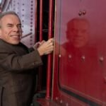 Warwick Davis to Reprise Role as Professor Flitwick in HBO 'Harry Potter' Series