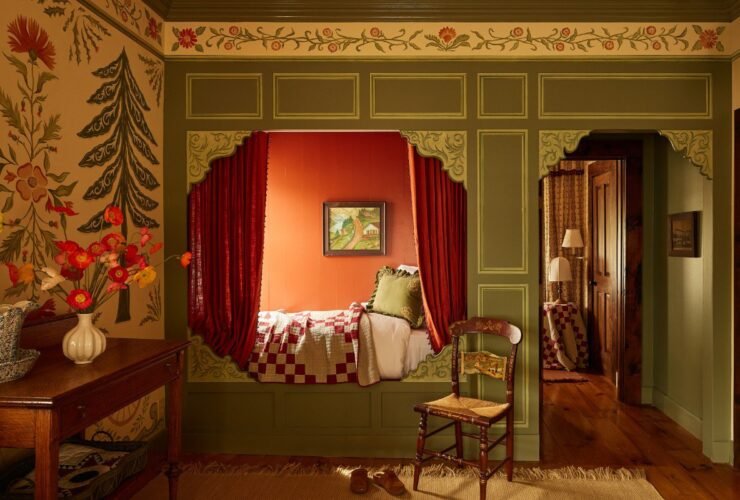 The Six Bells Countryside Inn Is a Hudson Valley Dollhouse