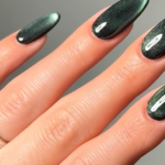 We're Holding Space For These 17 Emerald Green Nail Ideas