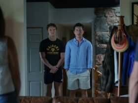 Cottage Sex, Hollander Comes Out, Season 2