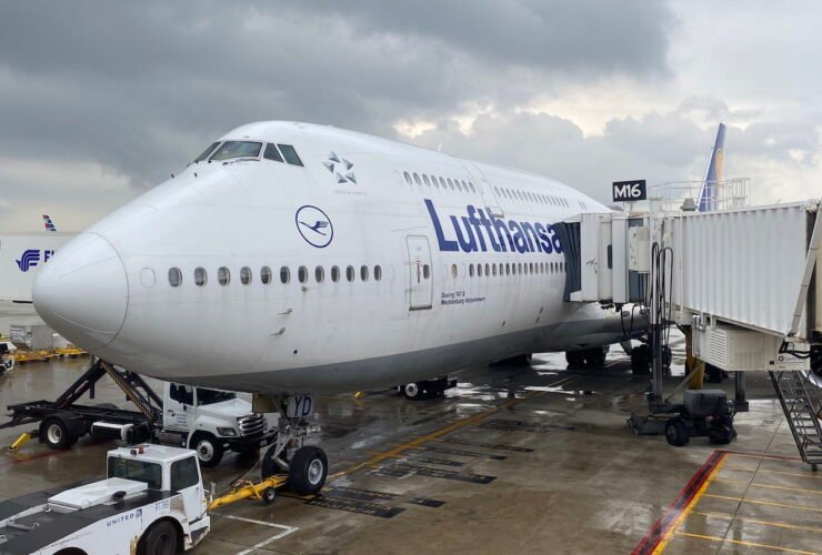 Surprise: Lufthansa Sells Two Boeing 747-8s... To The US Air Force?!